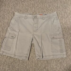 St. John's Bay Light Gray Cargo Shorts